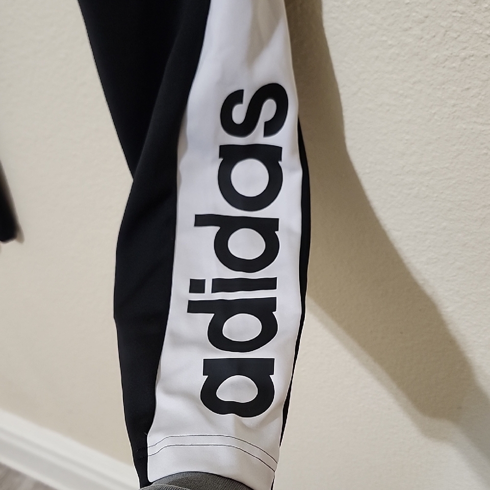 Adidas Black and Gray Leggings - Picture 3 of 9
